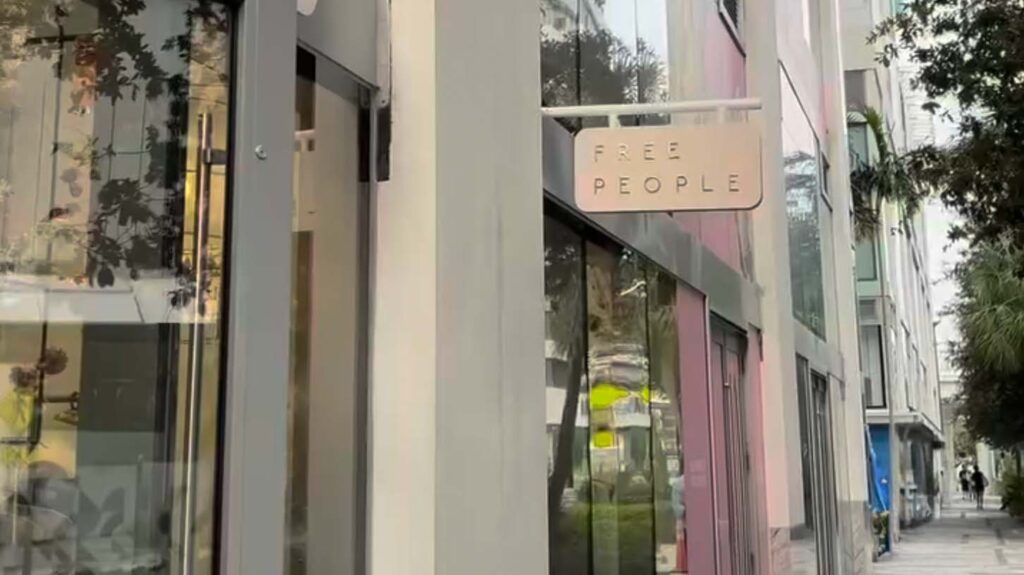 Free People exterior sign at Miami Worldcenter