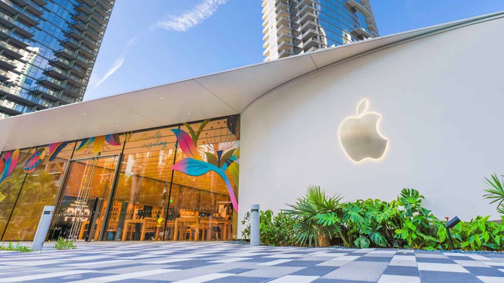 Apple Miami Worldcenter storefront with colorful glass door entrance