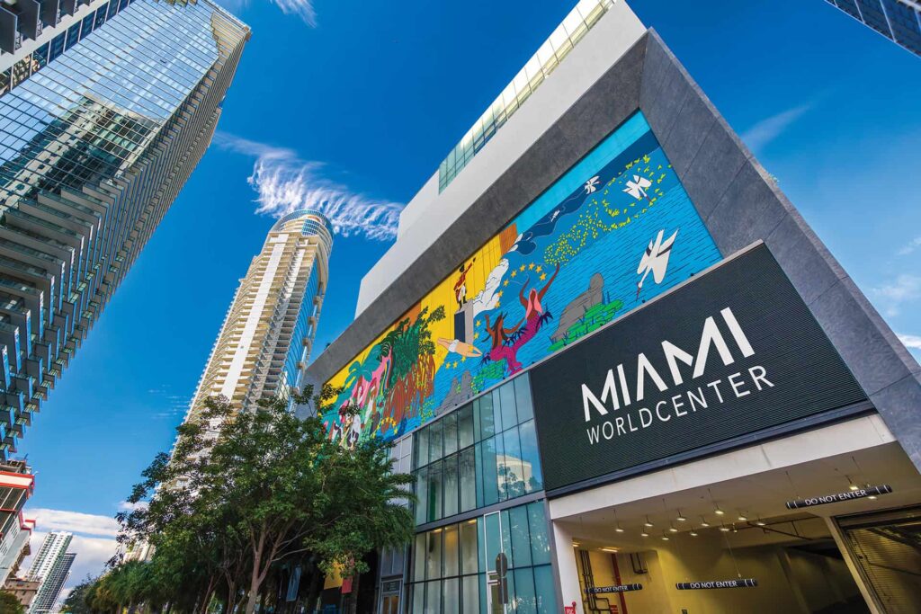 Miami Worldcenter parking garage featuring mural art by Serge Toussaint