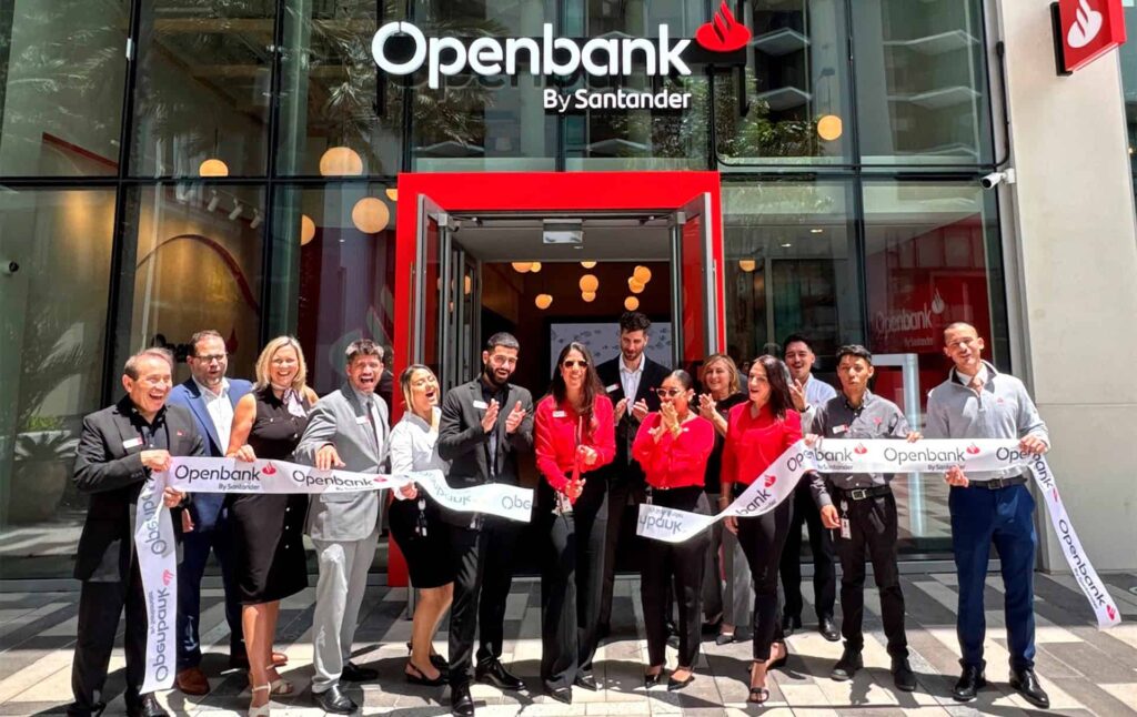 Officials at a ribbon cutting ceremony for the first Openbank location in the United States at Miami Worldcenter, May 22, 2025. (Photo: Santander)